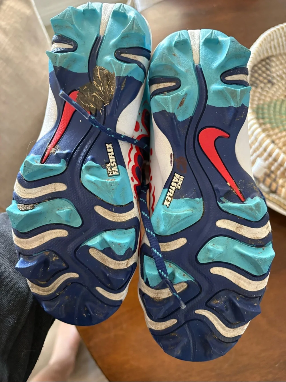 NIKE Youth Hyperdiamond 4 Keystone Molded Cleats